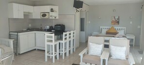 Standard Studio (Self-Catering) | Private kitchen | Electric kettle - The Tops (Wilderness)