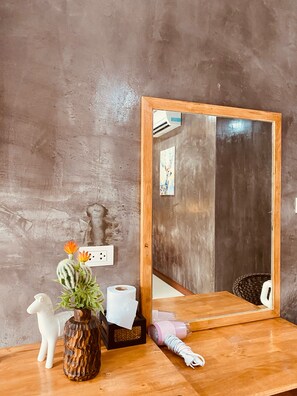 Deluxe Double Room, Bathtub | Premium bedding, in-room safe, individually decorated - Paradise Land Resort (Pattaya)