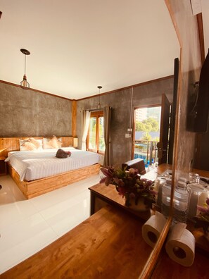 Deluxe Double Room | Premium bedding, in-room safe, individually decorated - Paradise Land Resort (Pattaya)
