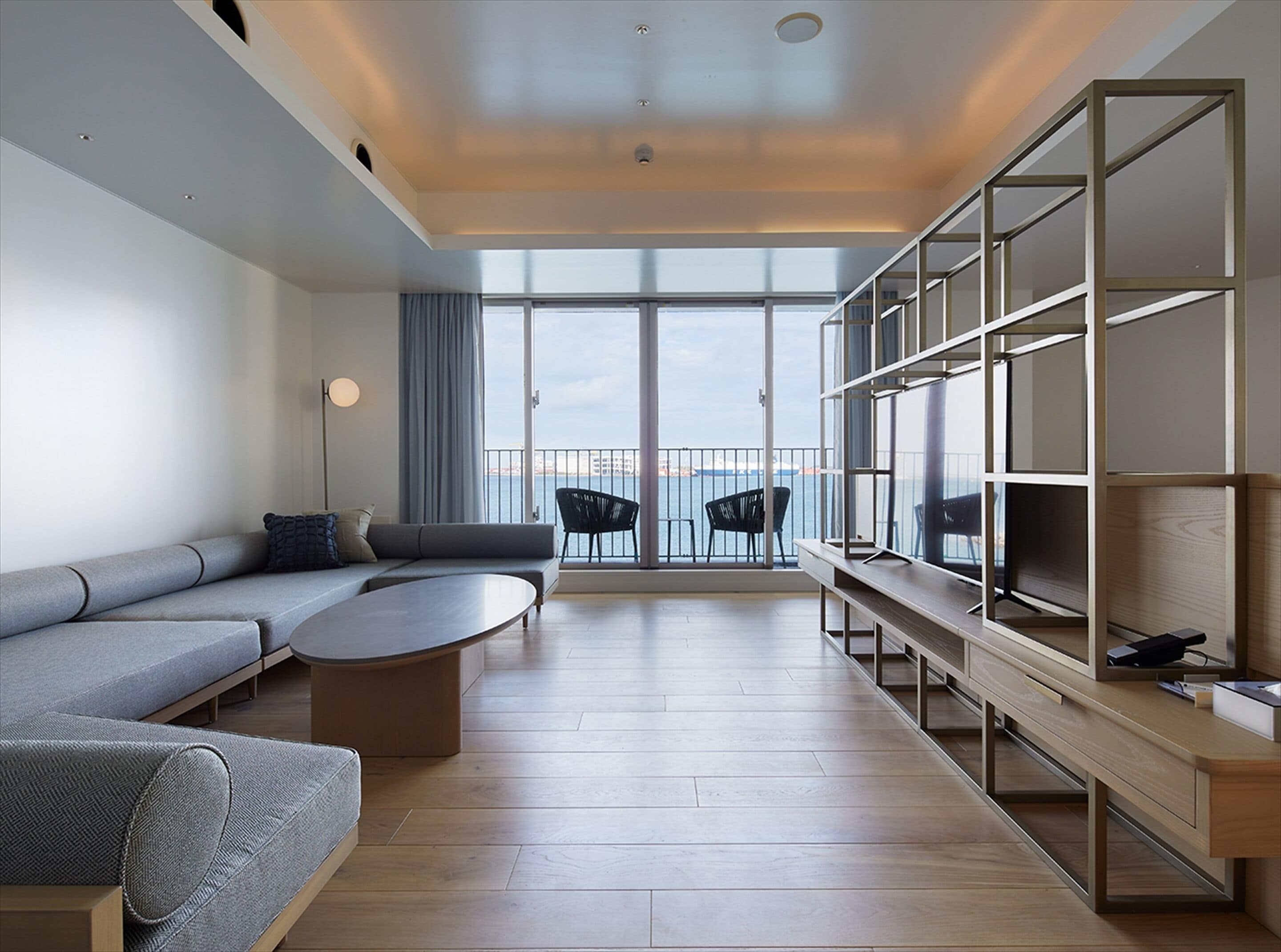 Anteroom Suite (2 Double beds with 2 sofa beds) | View from room