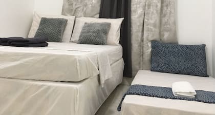 Bolinao Transient House (Chambre + Wifi + Bed & Breakfast)