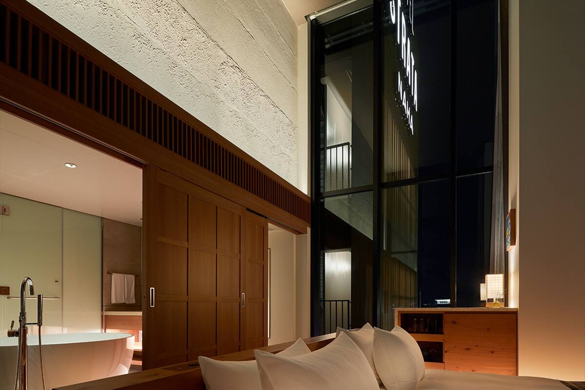 panorama suite (11th/13th floor) | in-room safe, desk, blackout curtains, free wifi