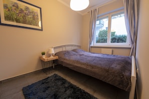 1 bedroom, iron/ironing board, cots/infant beds, rollaway beds