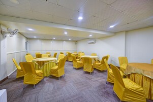 Viðskiptamiðstöð