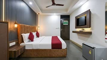 43-tums smart-tv med satellitkanaler, tv och nya filmer