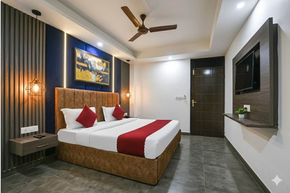Hotel Platinum-Free Airport Pickup