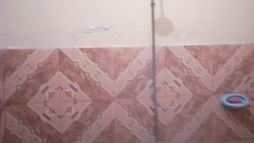 Double Room | Bathroom shower