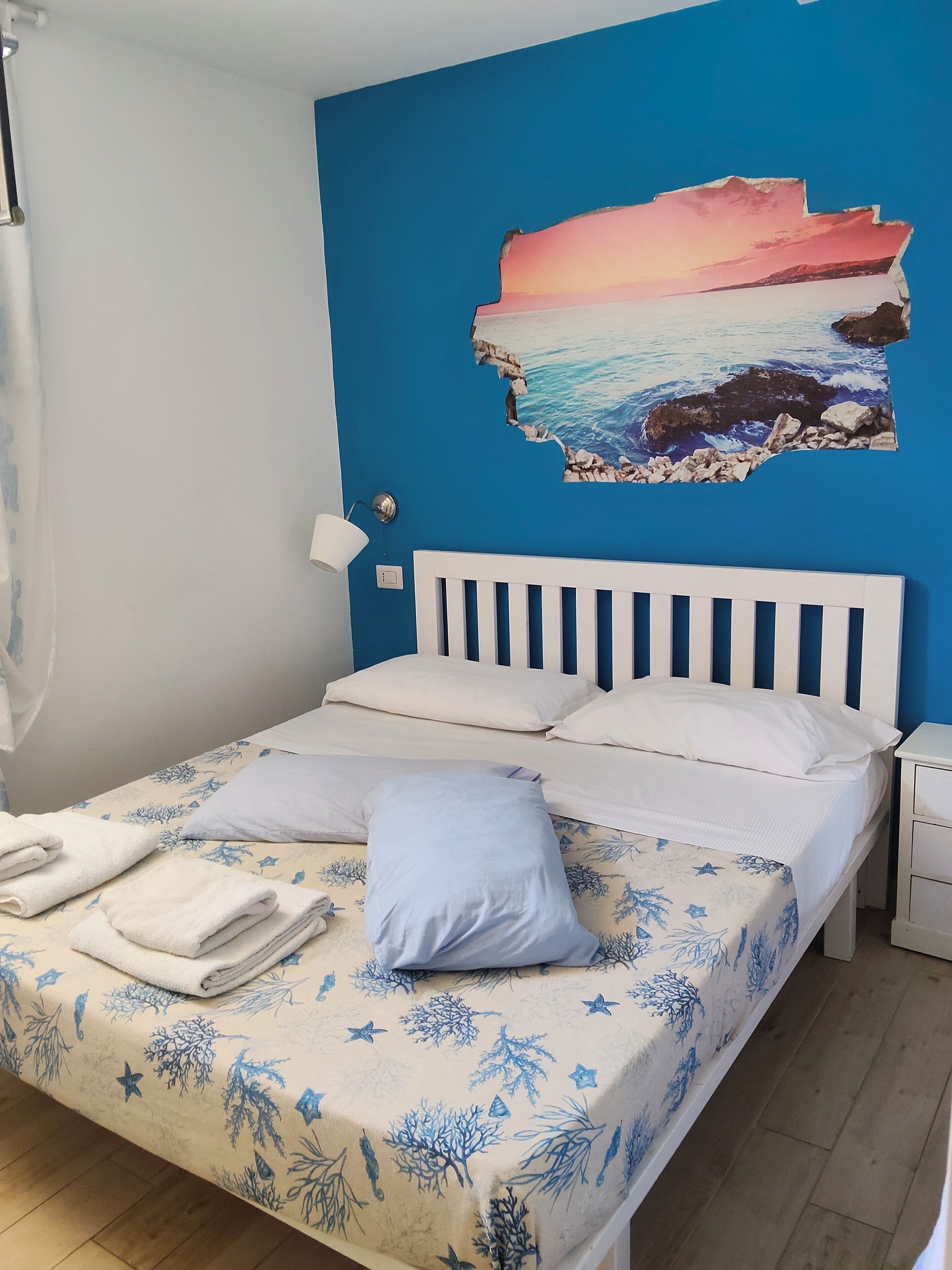 Kahden hengen comfort-huone | Työpöytä, pimennysverhot, silitysrauta/-lauta, ilmainen Wi-Fi