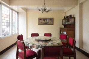 Essbereich im Zimmer