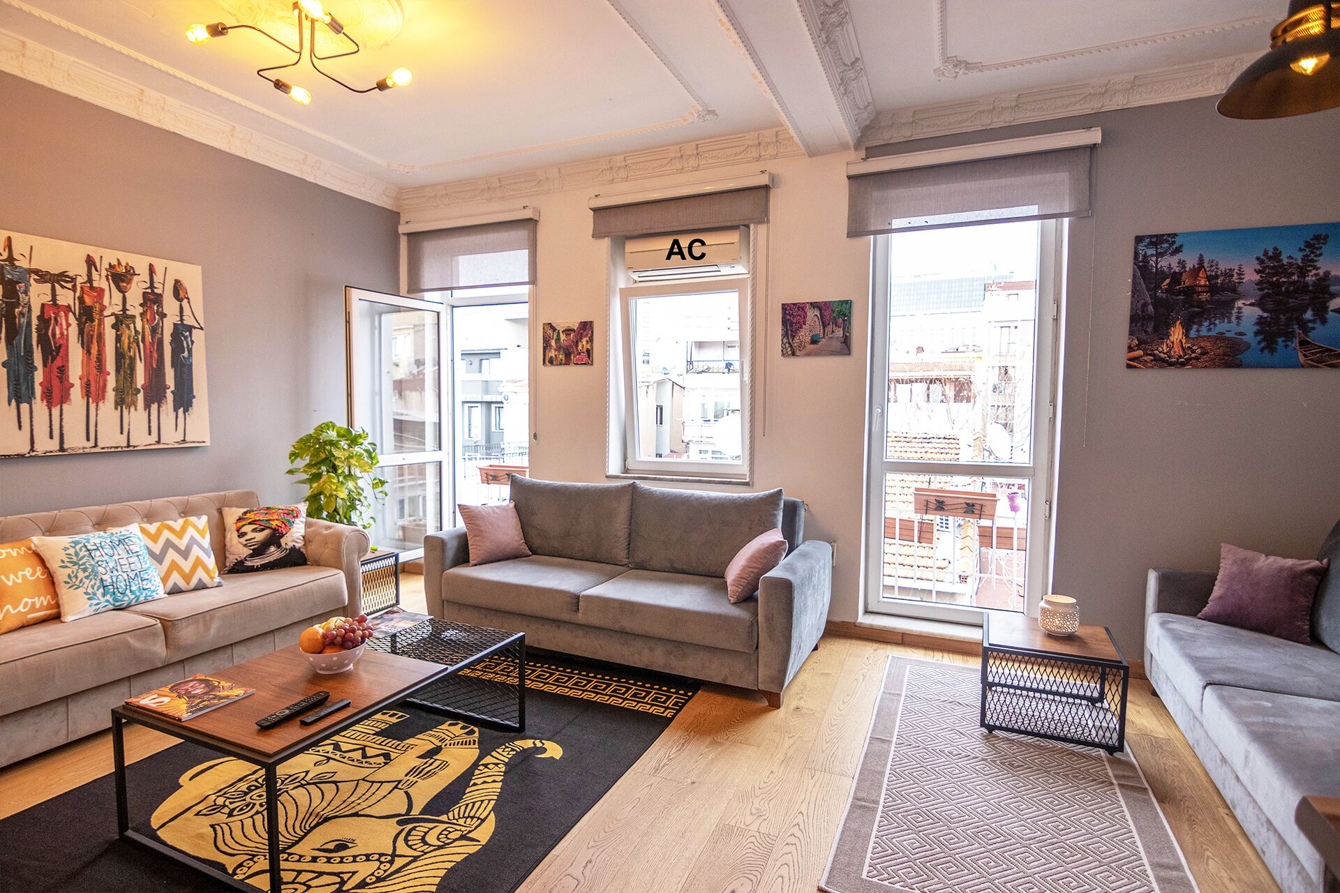 Exclusive Apartment, 2 Bedrooms, City View | Living room | 155-cm LED TV with cable channels, TV, Netflix