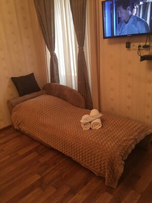1 bedroom, soundproofing, iron/ironing board, WiFi