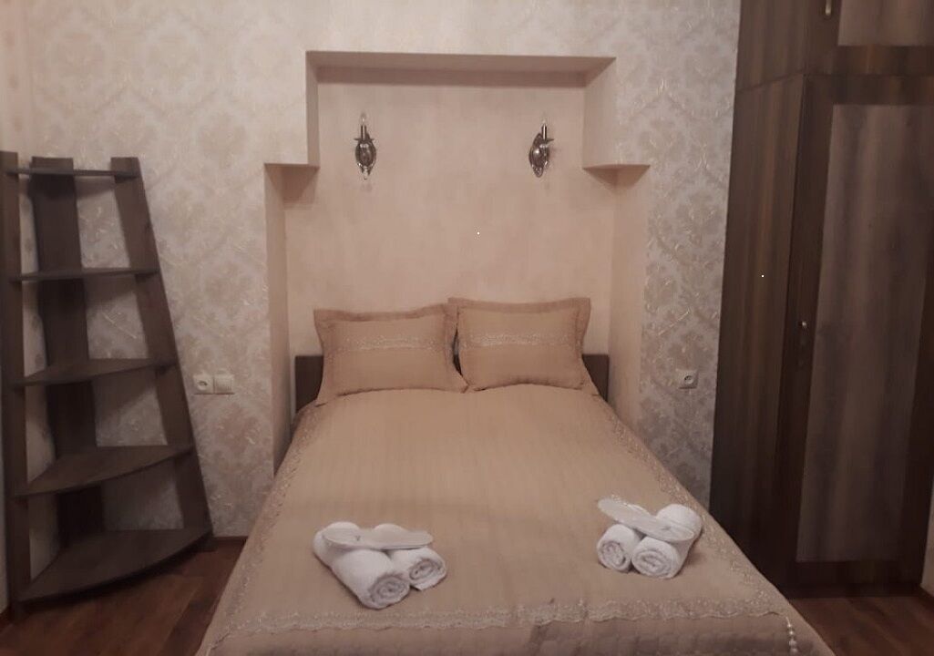 1 habitación, insonorización, tabla de planchar con plancha y wifi 