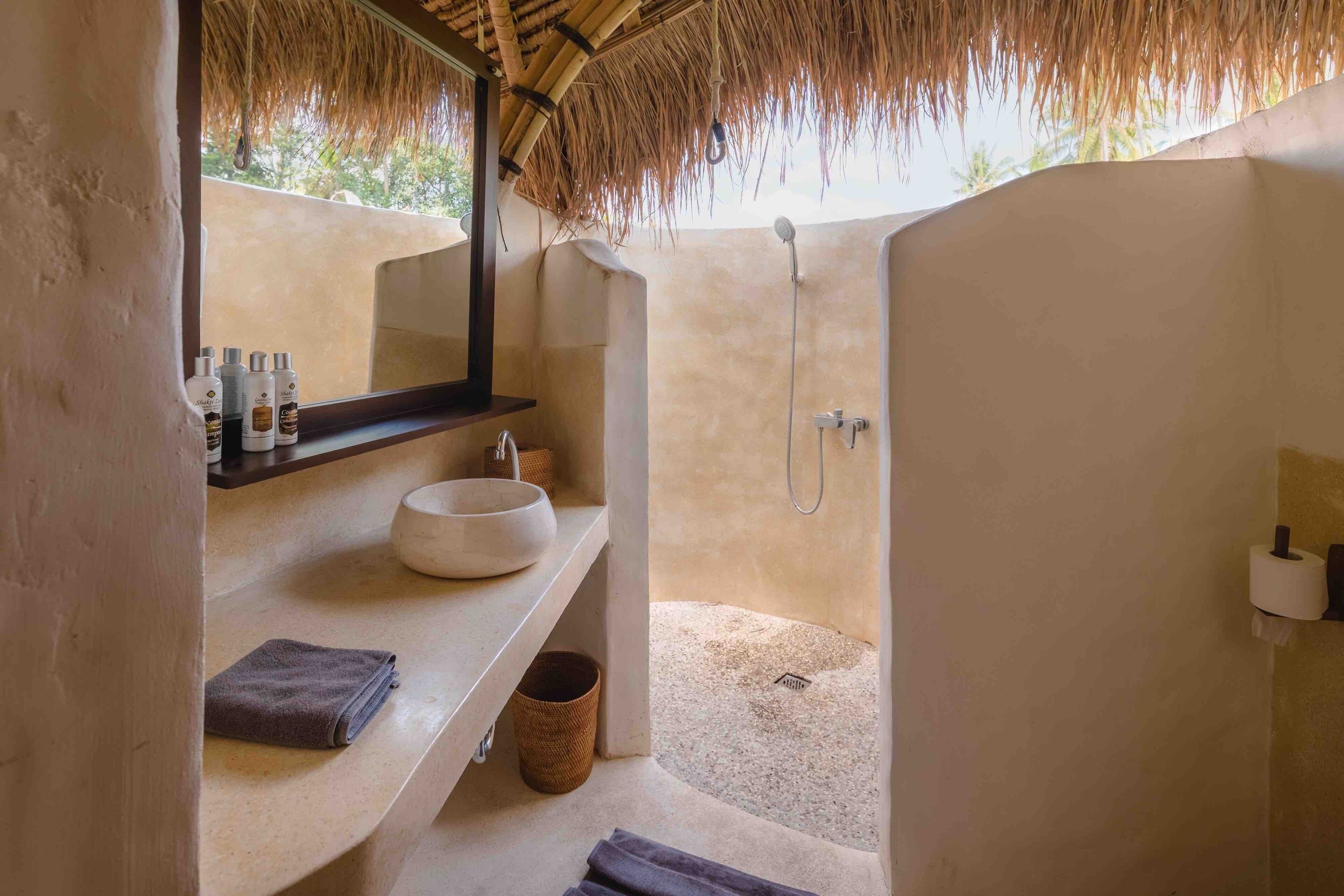 Shared Dormitory, Women only | Bathroom