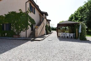Appartement, 2 chambres (Verde) | Fer et planche à repasser, accès au Wi-Fi (inclus), literie fournie