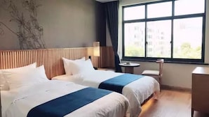 Superior Twin Room (Mainland China Citizens Only) | Desk, blackout curtains, free WiFi, bed sheets - Qianna Yuanshuo Boutique Hotel Suzhou (Suzhou)