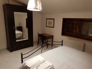 Free WiFi, bed sheets - B&B Acasaconme (Lucito)