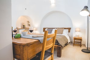 Traditional Apartment | In-room dining - Trullieu Guesthouse (Alberobello)
