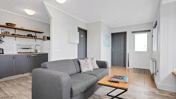 Apartment, 2 Schlafzimmer, Whirlpool | Individuell eingerichtet, Verdunkelungsvorhänge, schallisolierte Zimmer