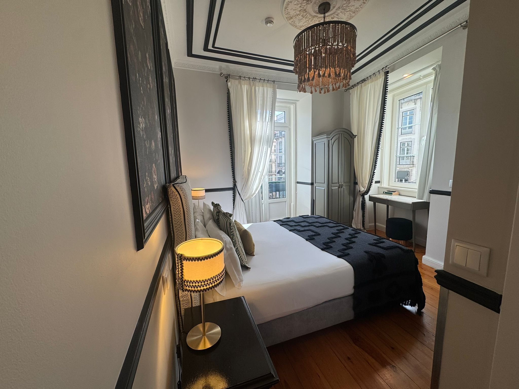 Rideaux occultants, chambres insonorisées, Wi-Fi gratuit, draps fournis