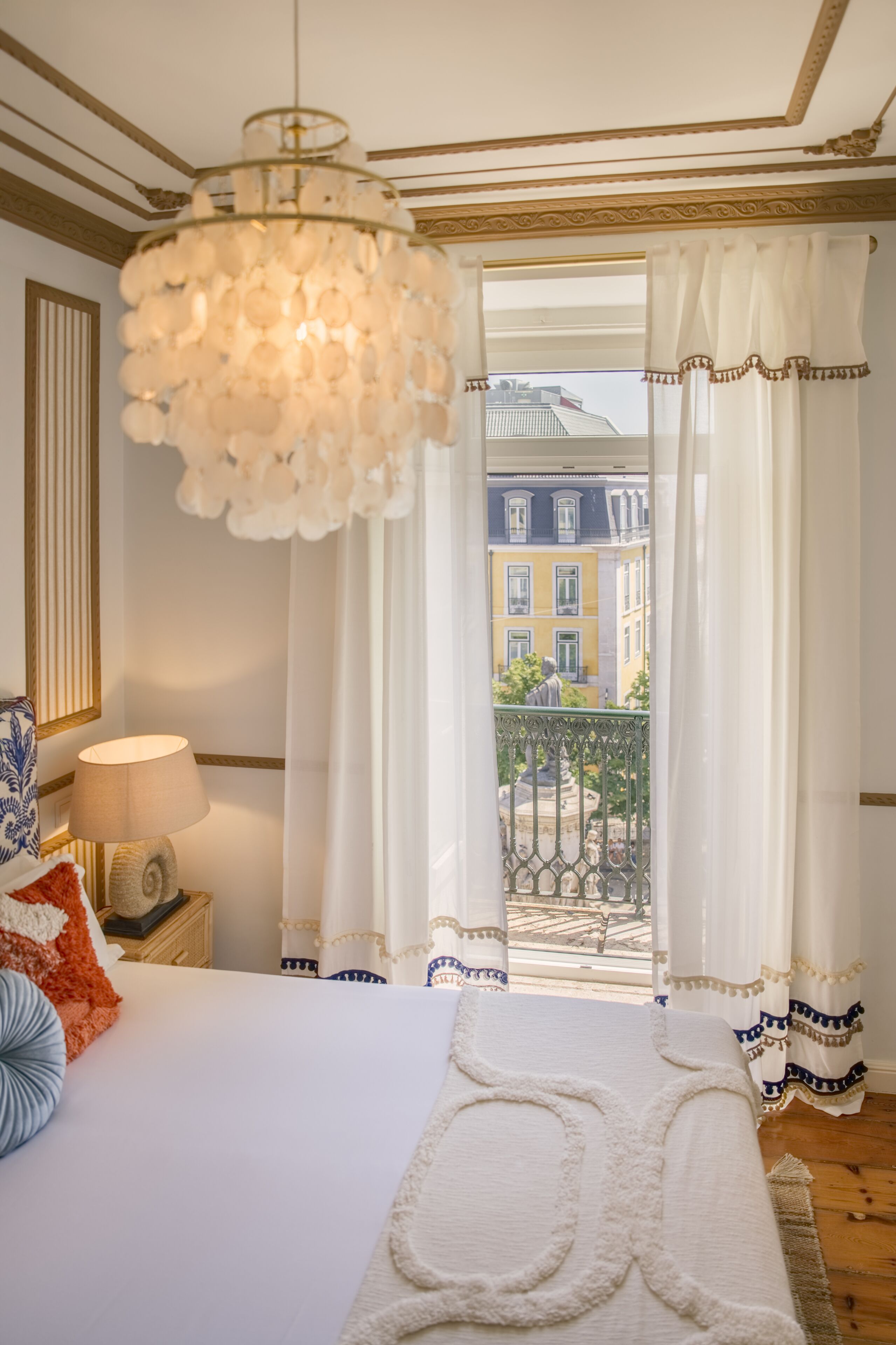 SOPHIA DE MELLO BREYNER 01 | Cortinas opacas, sistema de insonorización, wifi gratis y ropa de cama