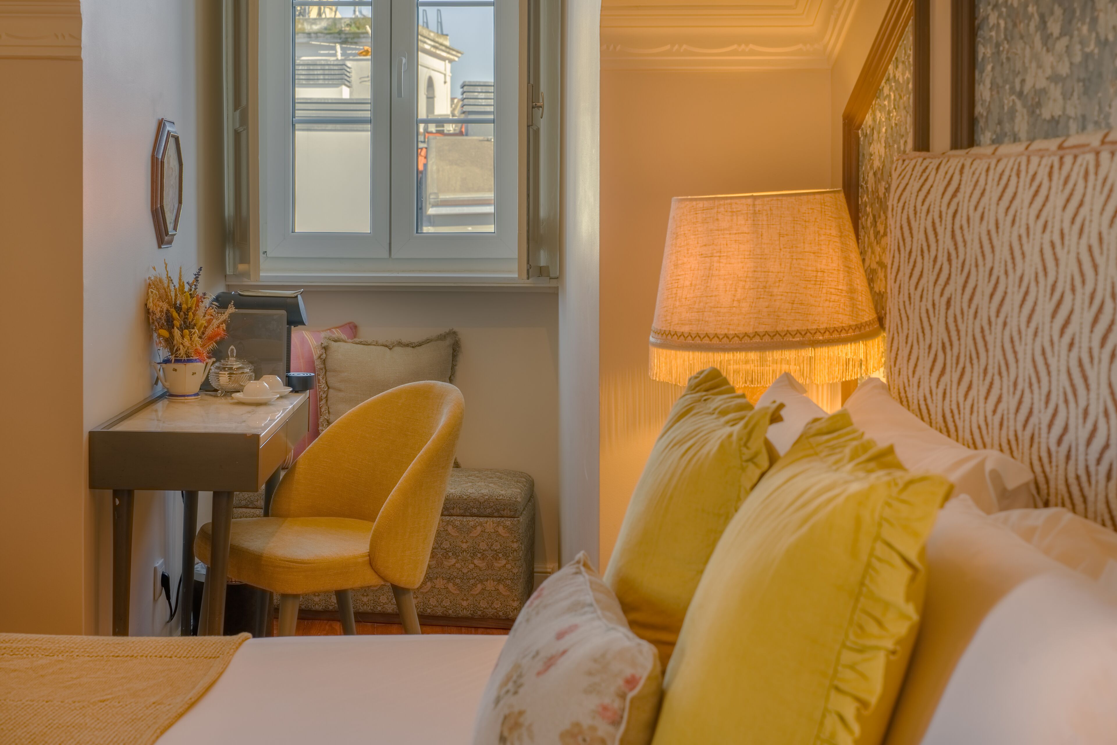 MIGUEL TORGA 03 | Blackout drapes, soundproofing, free WiFi, bed sheets