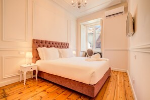 ECA DE QUEIROS 05 | Pimennysverhot, äänieristys, ilmainen Wi-Fi, vuodevaatteet