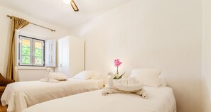 Grand huis, 3 slaapkamers | Individueel gedecoreerd, individueel gemeubileerd