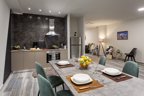 Deluxe Apartment | Private kitchen - Supreme Luxury Suites by Athens Stay (Kallithea)