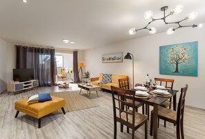 Flat-screen TV - Supreme Luxury Suites by Athens Stay (Kallithea)