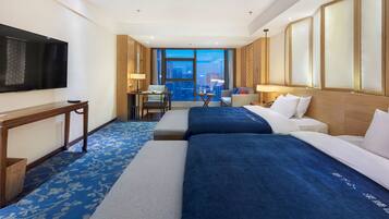 Comfort Twin Room, Non Smoking (Mainland China Citizens Only) | Desk, blackout drapes, free WiFi, bed sheets