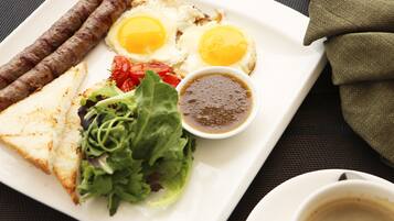 Desayuno continental incluido todos los días