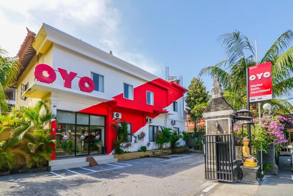 Exterior - OYO 1684 Marina Suite Apartment Bali (Denpasar)