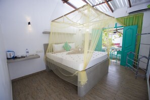 خزنة داخل الغرفة وطراز فريد لكل وحدة ومكتب وأسرّة أطفال/رضّع (مجانًا)