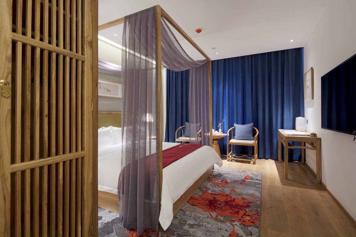 Classic-Suite | 1 Schlafzimmer, Schreibtisch, Verdunkelungsvorhänge, kostenloses WLAN