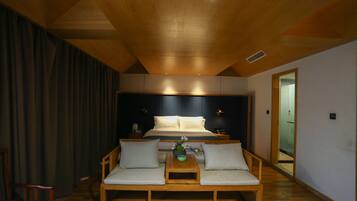 1 غرفة نوم وستائر تعتيم وواي فاي مجانًا وملاءات أسرّة