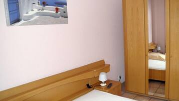 Doppelzimmer | Kostenloses WLAN, Bettwäsche