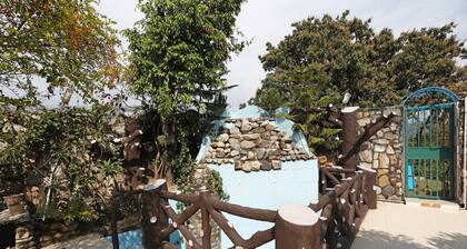 Oxygen home stay in Dehradun