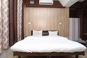 3 Schlafzimmer, kostenloses WLAN, Bettwäsche, Rollstuhlgeeignet