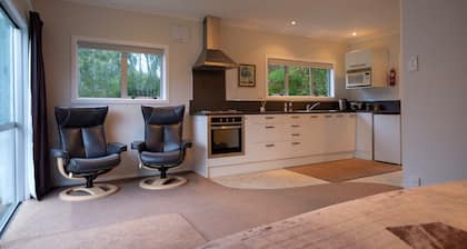 Poppa's Place: Safe & secluded, close to Lake Taupo & Tongariro
