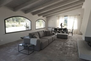 บริเวณนั่งเล่นที่ล็อบบี้