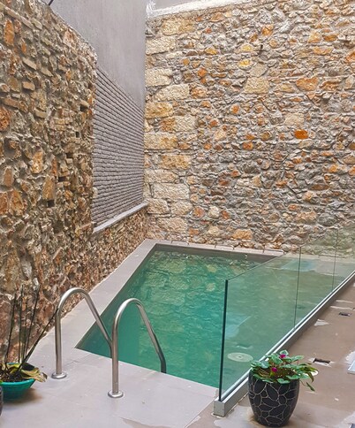 科萊藝術套房酒店