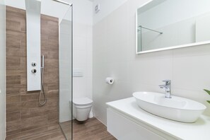 Familienapartment (A1) | Badezimmer