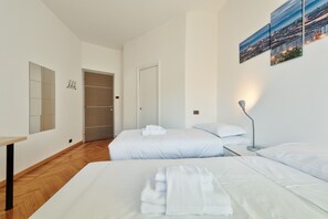 Apartment, 2 Bedrooms | 2 bedrooms, iron/ironing board, free WiFi, bed sheets - Vanchiglietta Colourful Apartment (Turin)