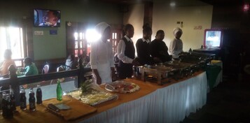 Desayuno buffet incluido todos los días 