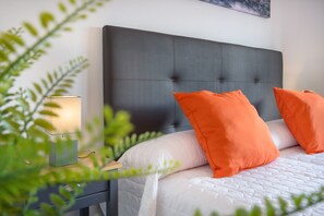 4 chambres, fer et planche à repasser, Wi-Fi gratuit, draps fournis