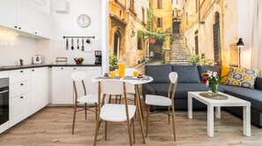 Appartamento Comfort, 1 camera da letto (Rakowicka 15A st.) | Area soggiorno | TV a schermo piatto 42 pollici con canali via cavo, TV