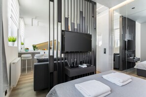 Hypo-allergenic bedding, individually decorated, individually furnished - My Krakow Apartments - City Center (Kraków)