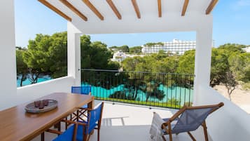 Uitzicht vanaf balkon