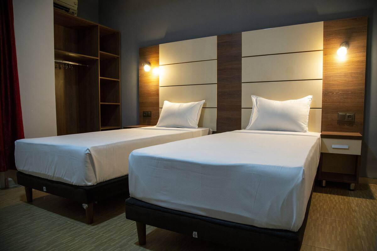Deluxe-Apartment | Individuell dekoriert, individuell eingerichtet, Schreibtisch