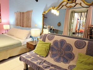 1 bedroom, iron/ironing board, travel cot, free WiFi